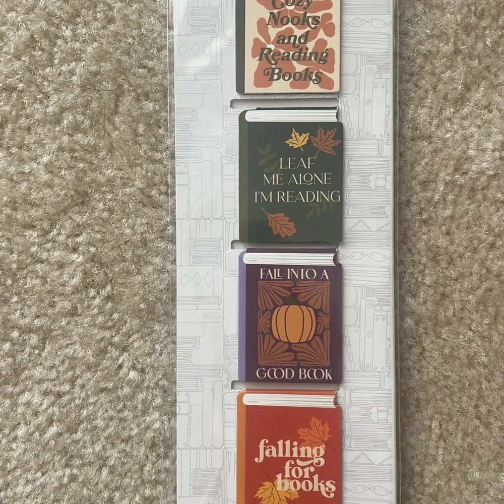 NWT Magnetic Bookmarks.‎ Fall/Autumn/Literary Theme.